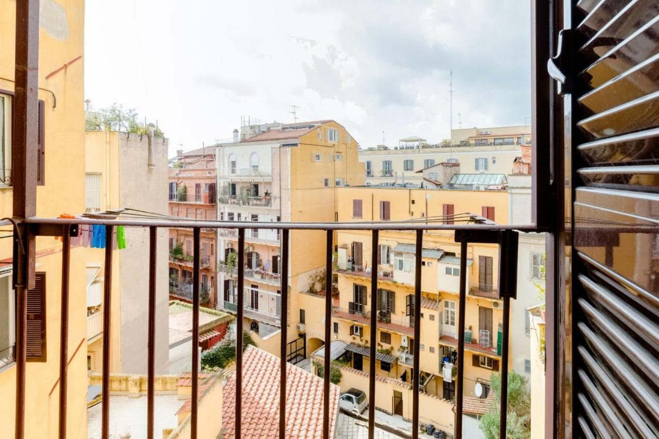 Vinylogy Apt Rome Bagian luar foto
